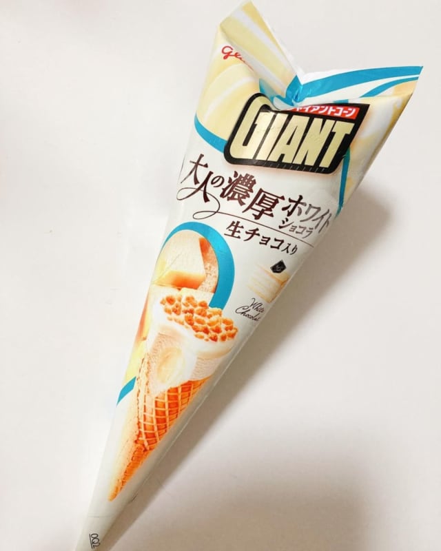 ジャイアントコーンの大人の濃厚ホワイトショコラ