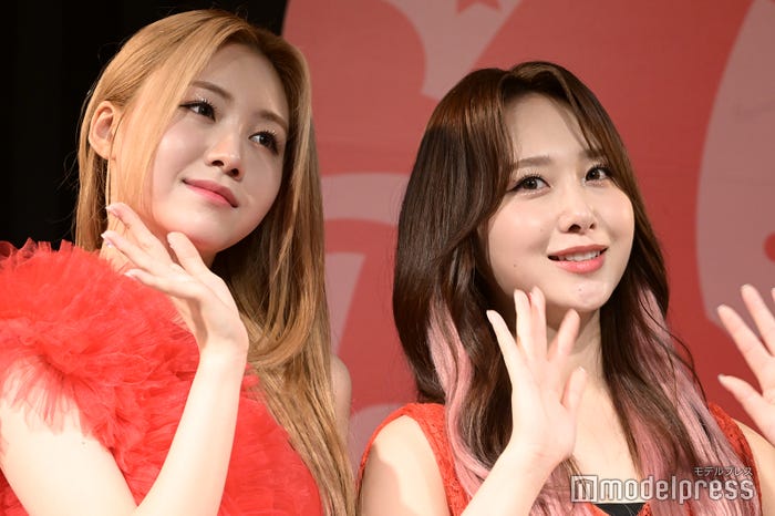 ダヒョン、ジュリ (C)モデルプレス