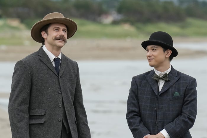 トミー・バストウ、吉沢亮(C)NHK