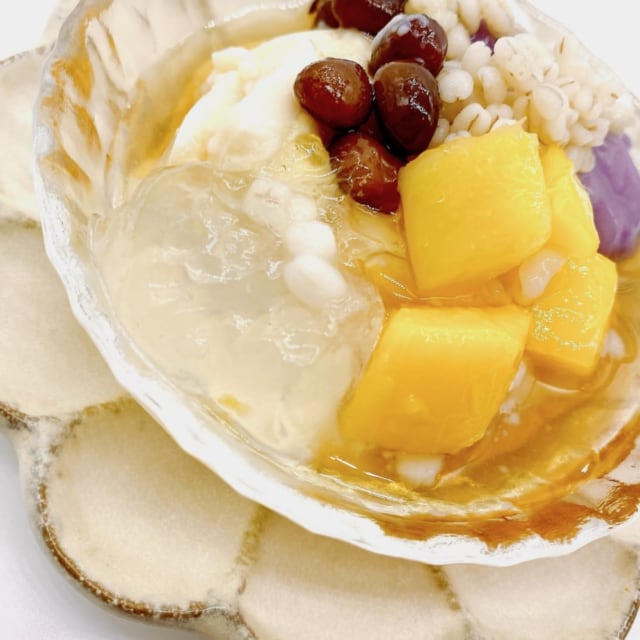 セブンイレブン「アジアンスイーツ五種具材のつるりん豆花」