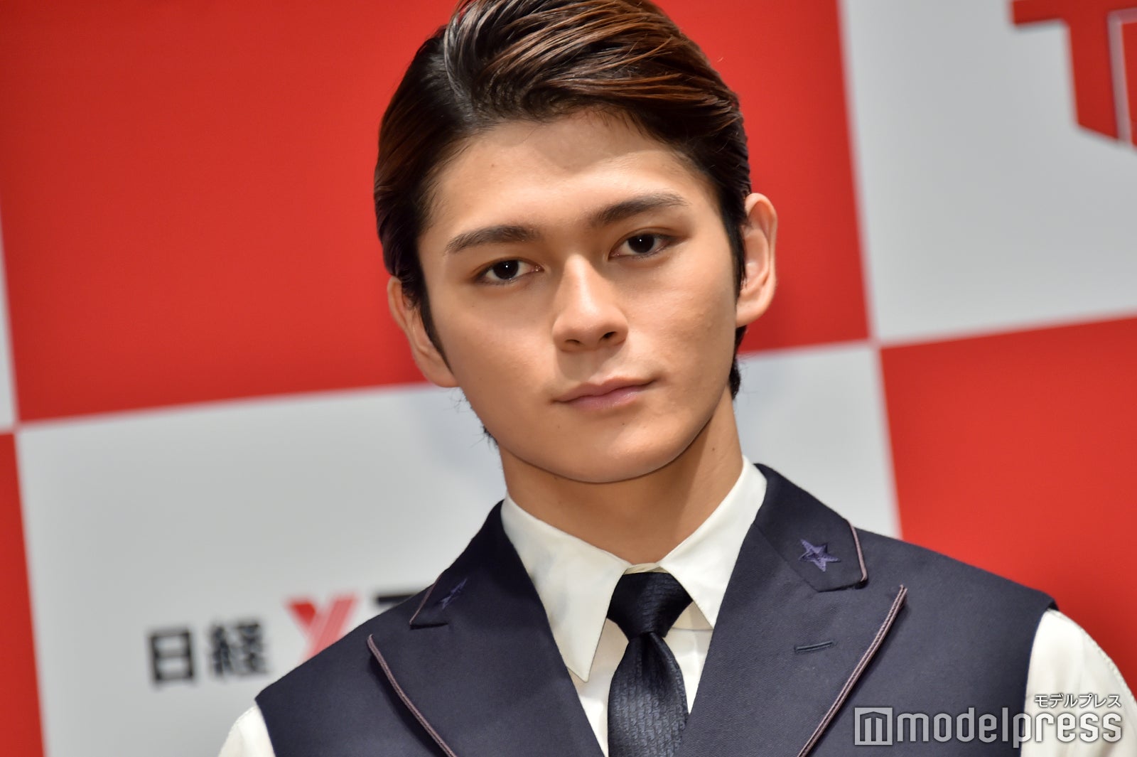 来年の顔”眞栄田郷敦「東リベ」ランクインに喜び メガネ姿も披露