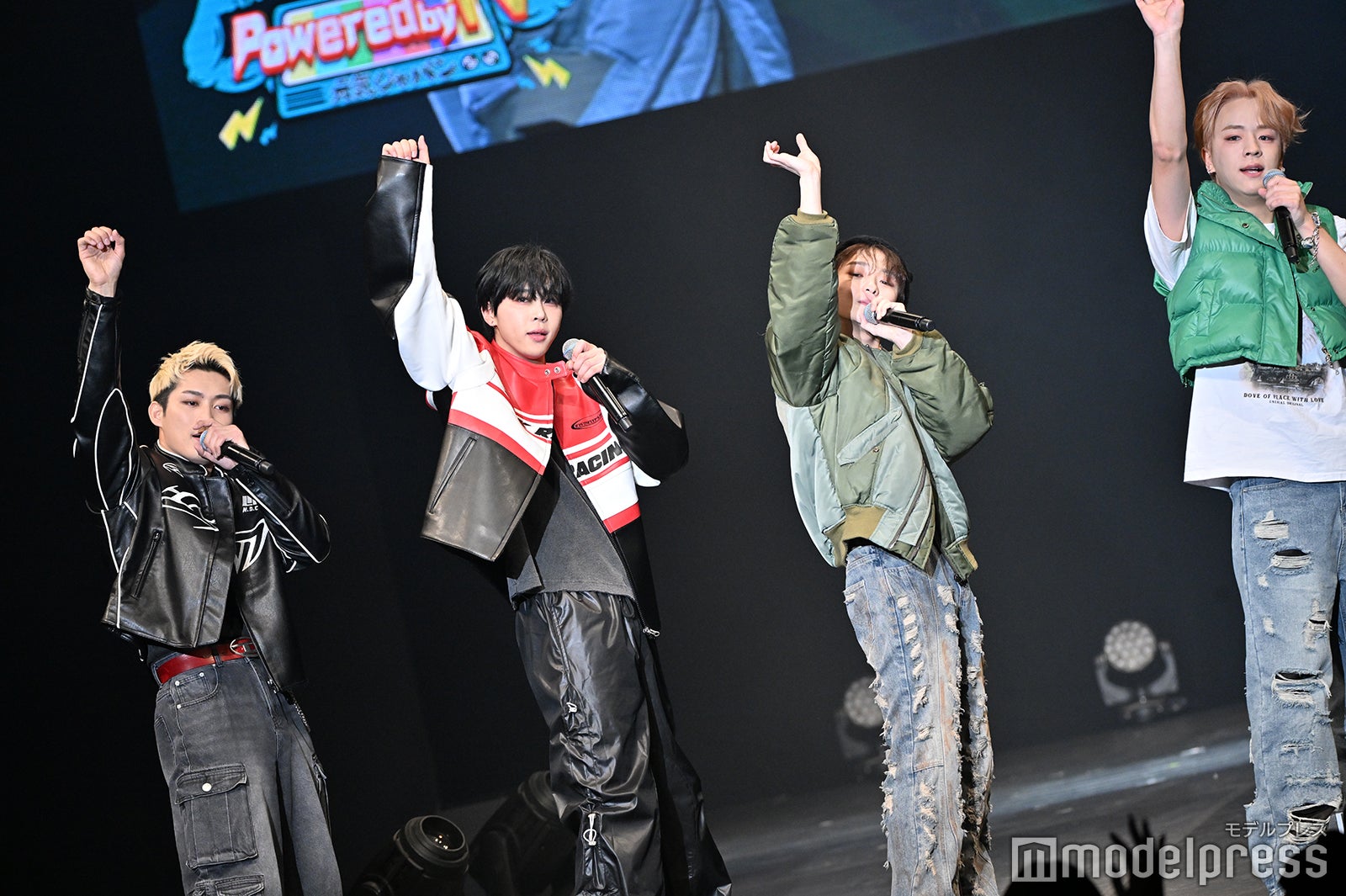 （C）モデルプレス