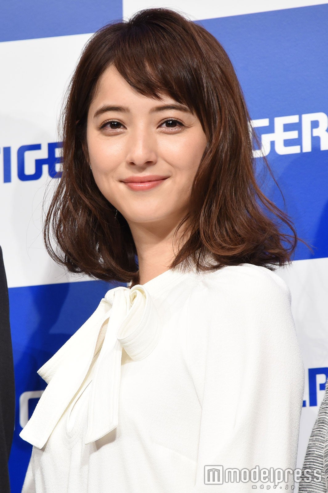 画像7 9 佐々木希 大政絢 双子コーデで踊る姿に 可愛いの渋滞 の声 モデルプレス 画像7 9 佐々木希 大政絢 双子コーデで踊る姿に 可愛いの渋滞 の声 モデルプレス