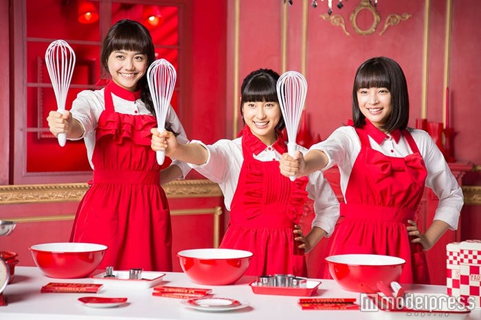 (左から)松井愛莉、土屋太鳳、広瀬すず