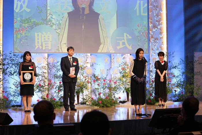 「だから私は推しました」桜井ユキ、演技賞受賞「忘れられない夏です」<第46回放送文化基金賞>