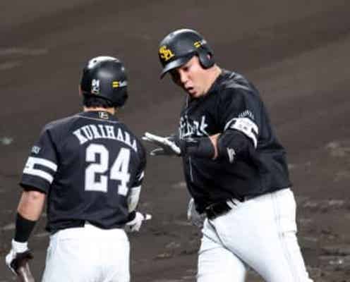 ソフトバンク・山川 好調要因は秘密「明日も試合があるので内緒です」 日本Sタイの3戦連続本塁打は6人目「今知ったので。大変光栄に思います」