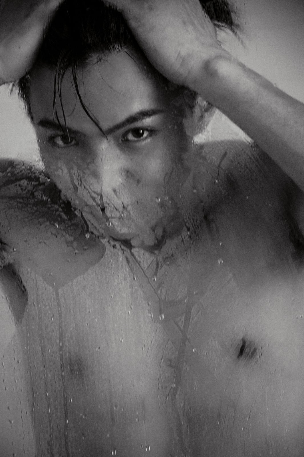 佐藤大樹（EXILE／FANTASTICS from EXILE TRIBE）『STEP BY STEP』（撮影：荒木勇人）幻冬舎