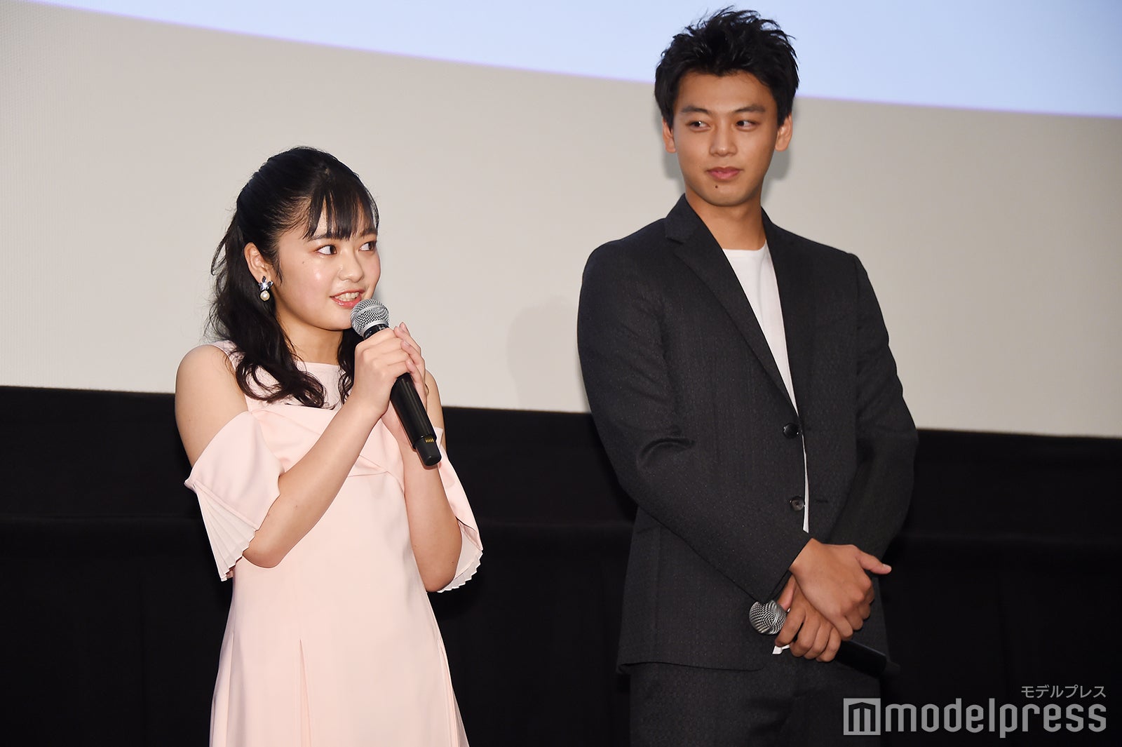 吉柳咲良、竹内涼真（C）モデルプレス