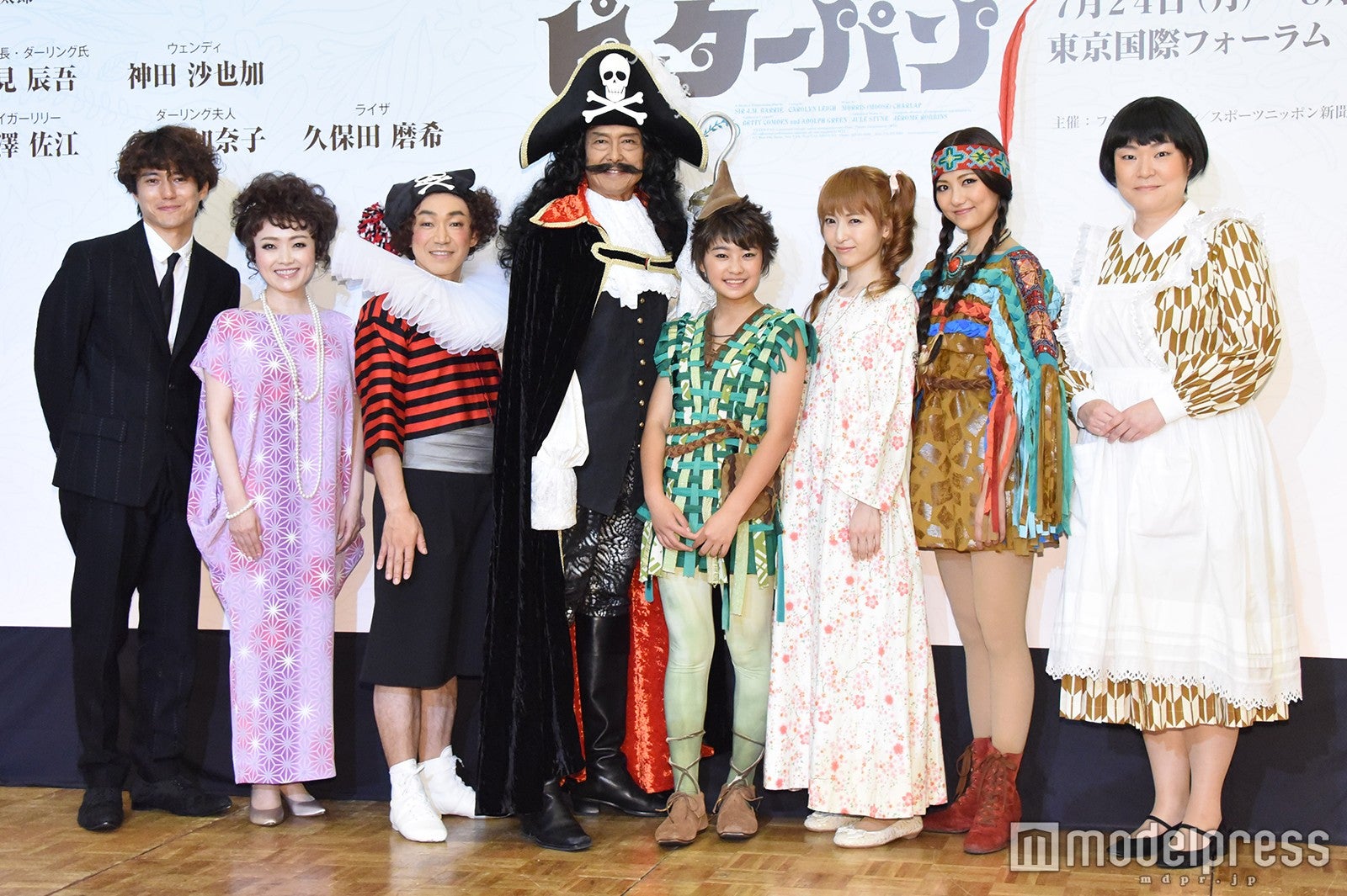 藤田俊太郎氏、入絵加奈子、石井正則、鶴見辰吾、吉柳咲良、神田沙也加、宮澤佐江、久保田磨希 （C）モデルプレス