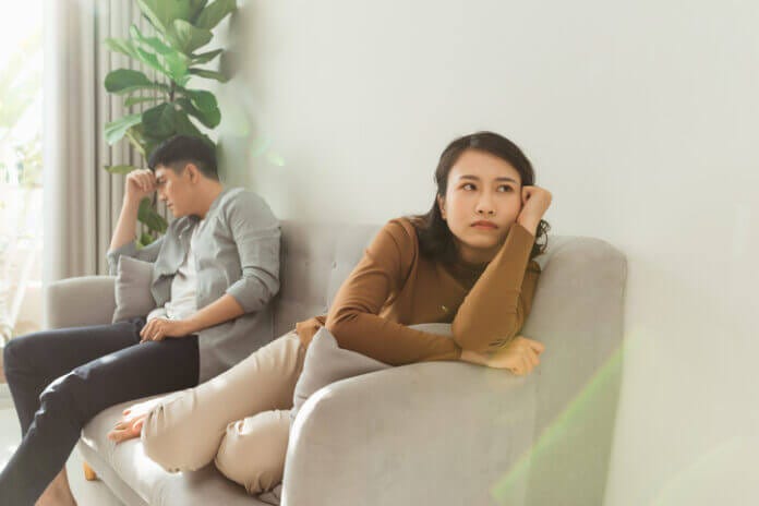 会話が極端に減る・なくなる