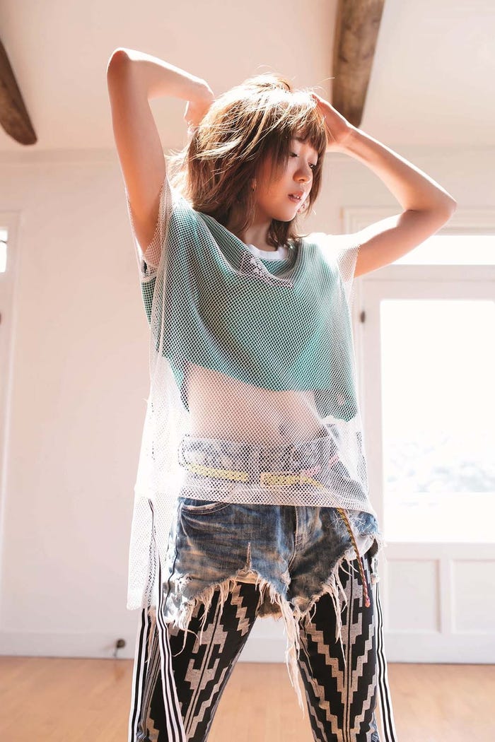 斉藤朱夏(C)佐藤裕之/集英社