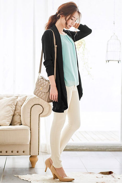 UV効果トッパーカーディガン「Pierrot」1,680円（税込）／画像提供：Pierrot