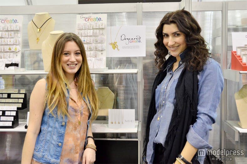 「DOGEARED(ドギャード)」のプレス担当者(「MAGIC」2013S/Sにて)