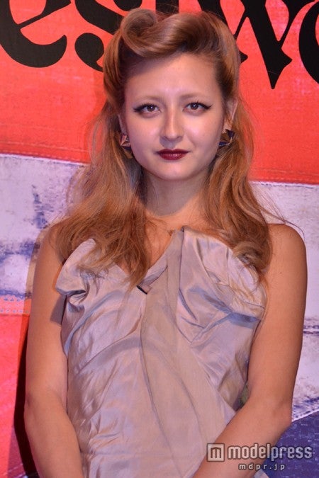 エリー・ローズ