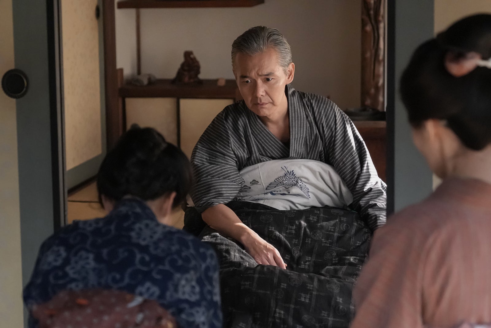 石橋静河、渡部篤郎、国仲涼子「ブラッサム」第9話（C）NHK