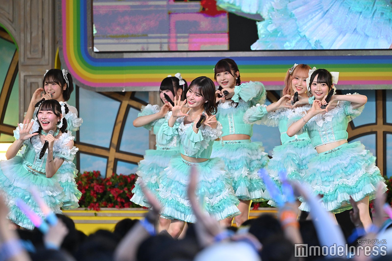 ≠ME（C）モデルプレス