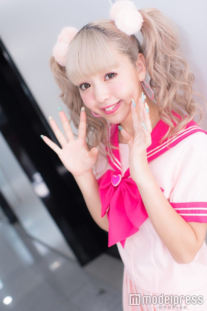 藤田ニコル(にこるん)(C)モデルプレス