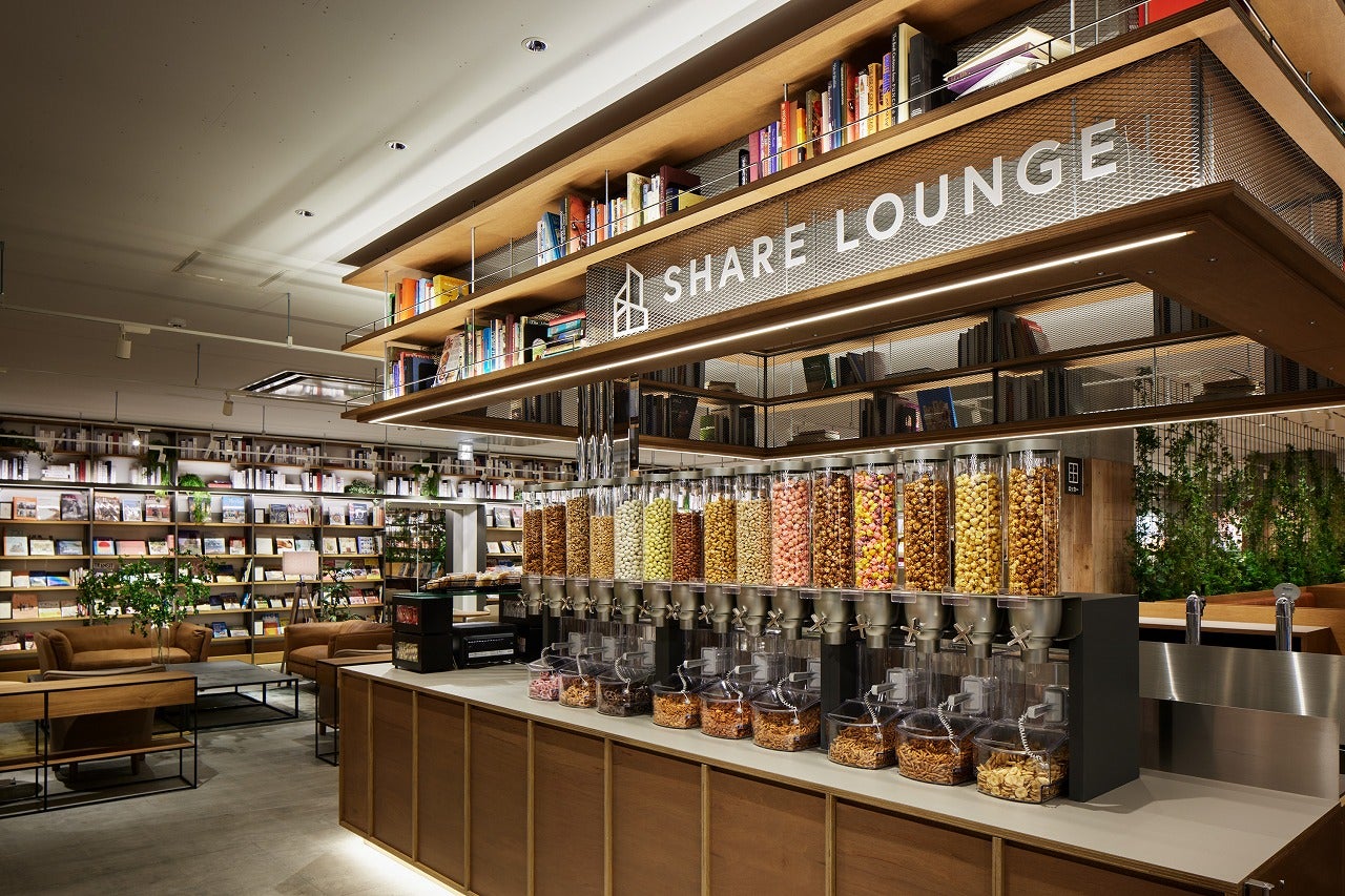 TSUTAYA BOOKSTORE 川崎駅前店／画像提供：CCC 蔦屋書店カンパニー