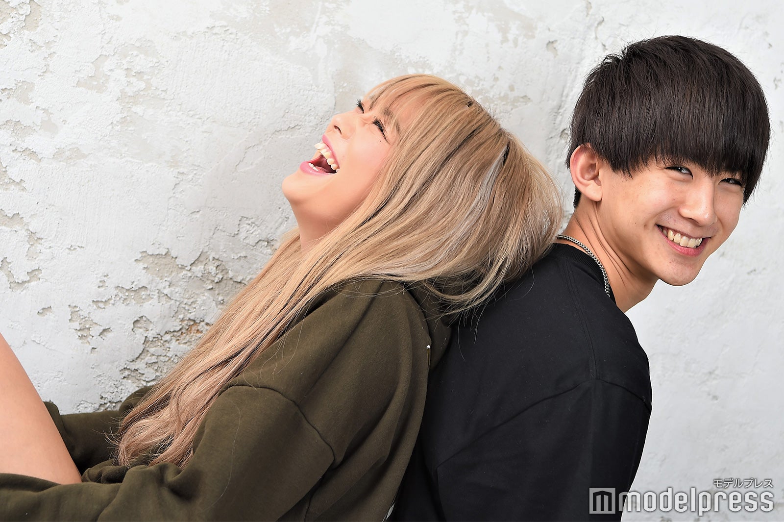 8467（やしろなな）、前田俊（C）モデルプレス