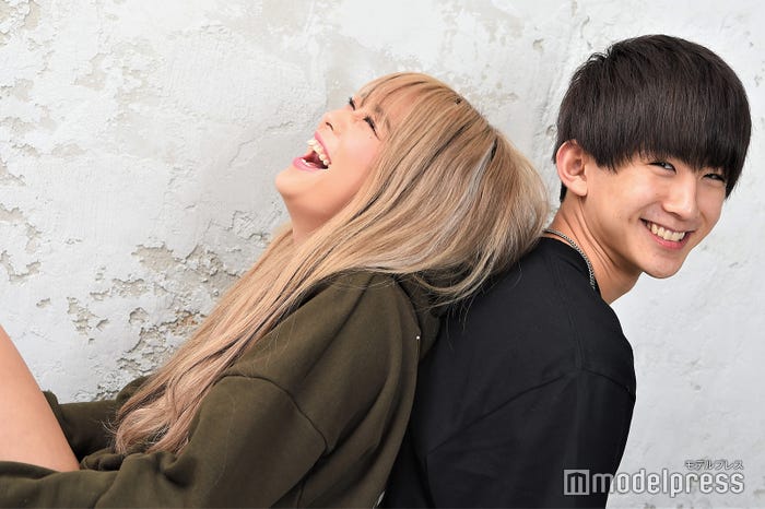 8467(やしろなな)、前田俊(C)モデルプレス