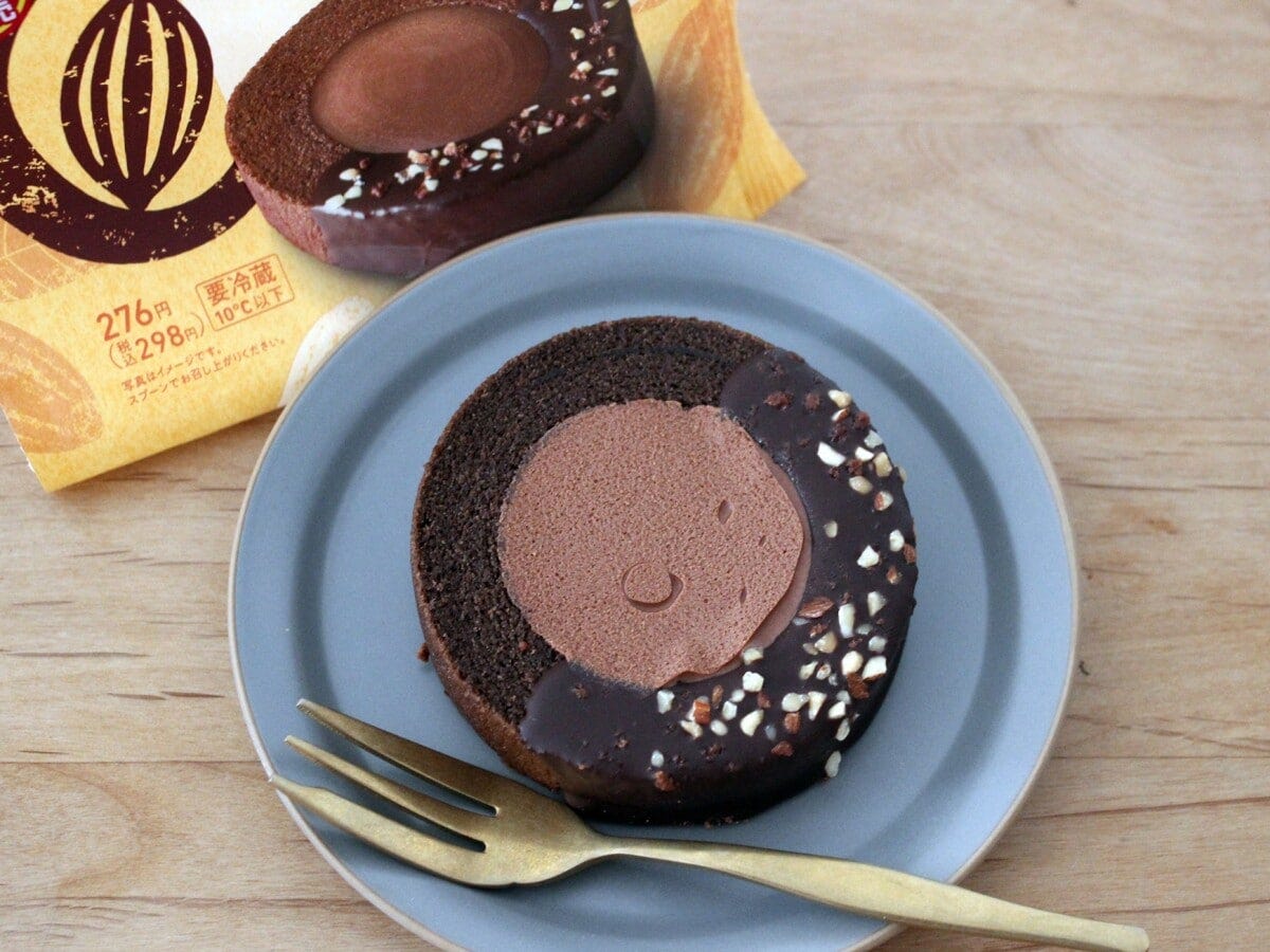 クリームの割合が多いので、まるでチョコレートケーキのような食後感