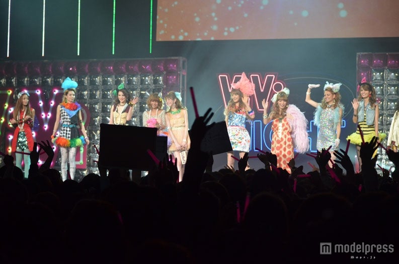 モデルたちの魅力に会場から大きな歓声が上がっていた