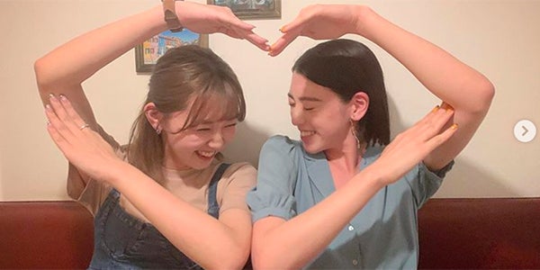 三吉彩花 江野沢愛美 久々 みよまなポーズ 披露 仲睦まじいやり取りにファン歓喜 モデルプレス 三吉彩花 江野沢愛美 久々 みよまなポーズ 披露 仲睦まじいやり取りにファン歓喜 モデルプレス