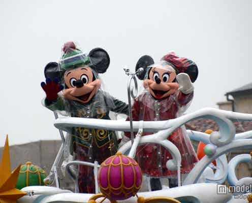 ディズニークリスマス、開幕も雨でプログラム変更