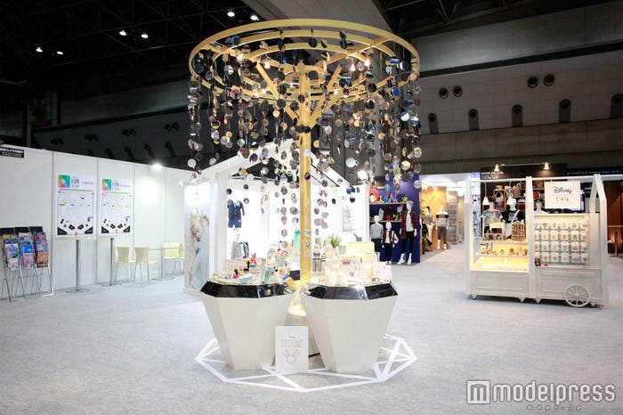 DISNEY CRYSTAL SEASONブーム(C)Disney