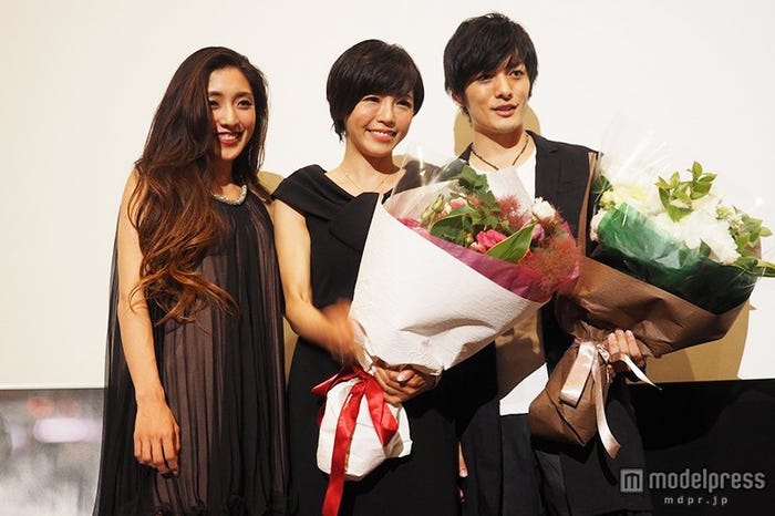 左より:文音、釈由美子、久保田悠来