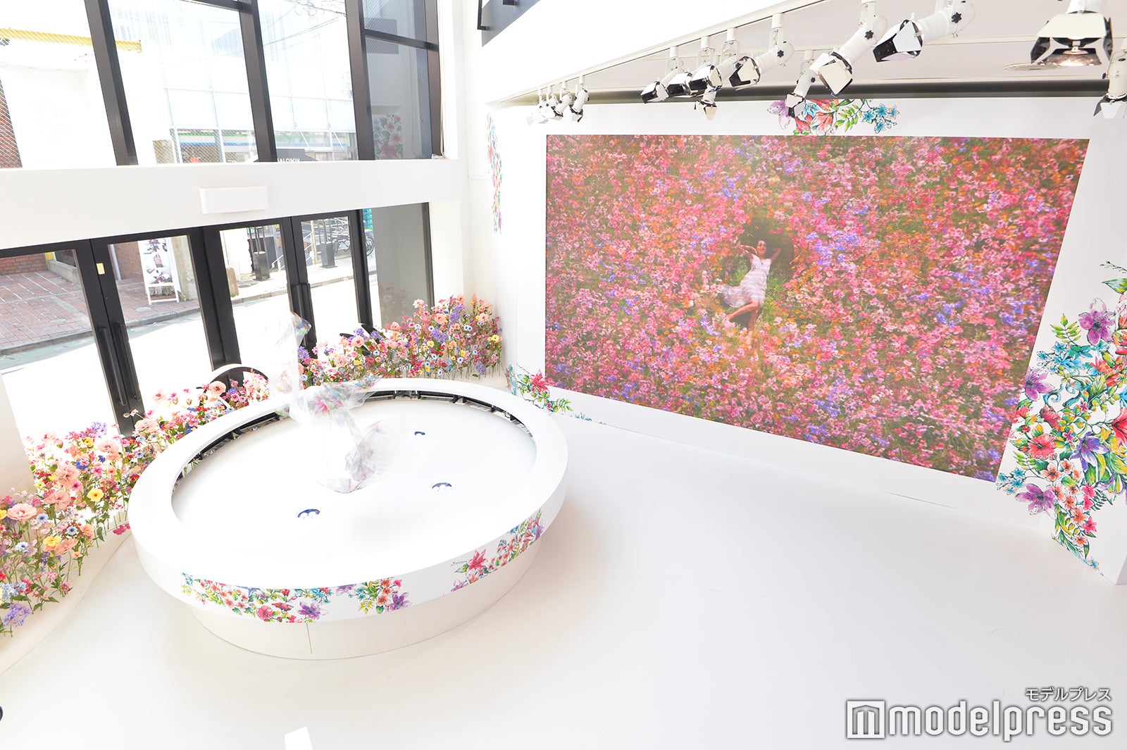 DIOR BLOOMING LOVE GARDEN -ディオール ブルーミング ラブ ガーデン- （C）モデルプレス