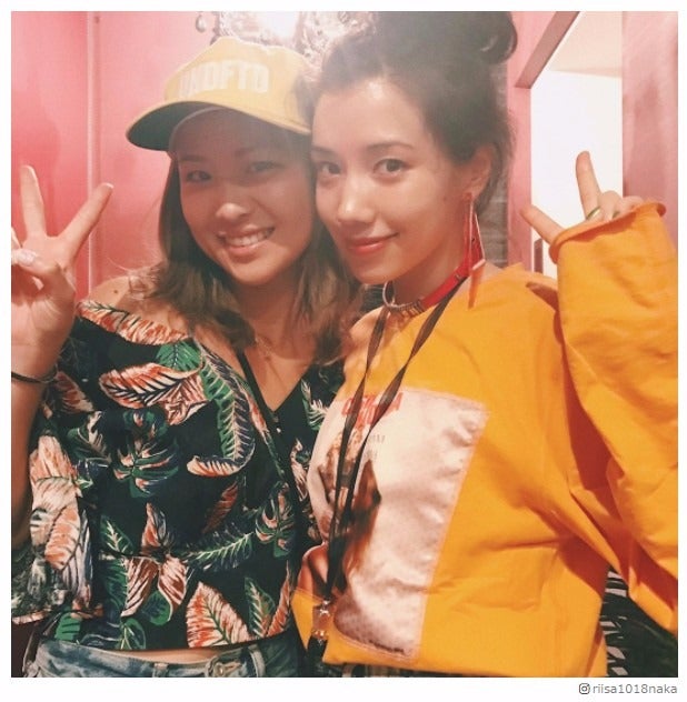 仲里依紗、「テラハ」エビアンと仲良し2ショット公開で反響「何繋がり？」 中尾明慶の姿も