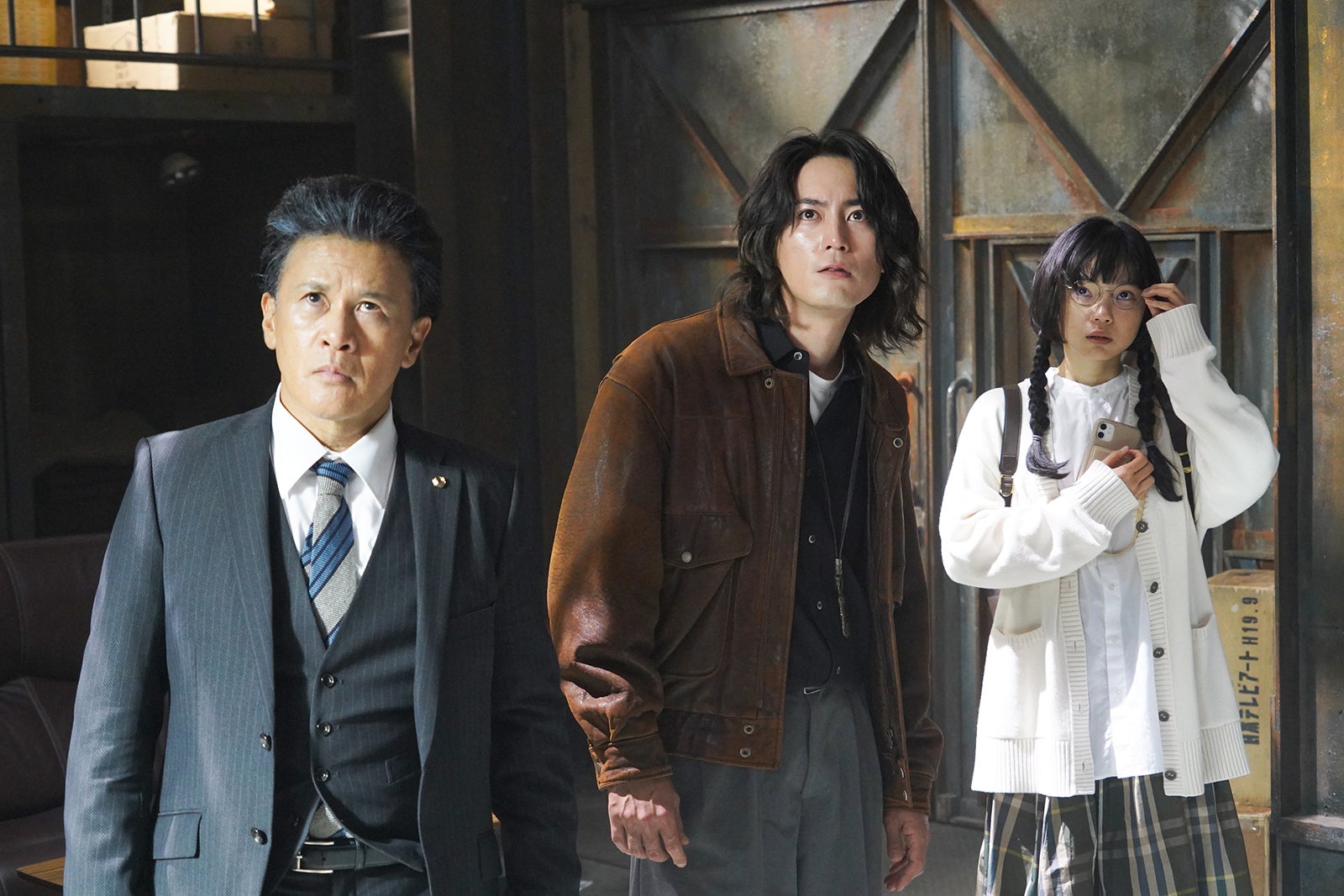 橋本じゅん、間宮祥太朗、古川琴音「ACMA：GAME アクマゲーム」第1話より（C）日本テレビ