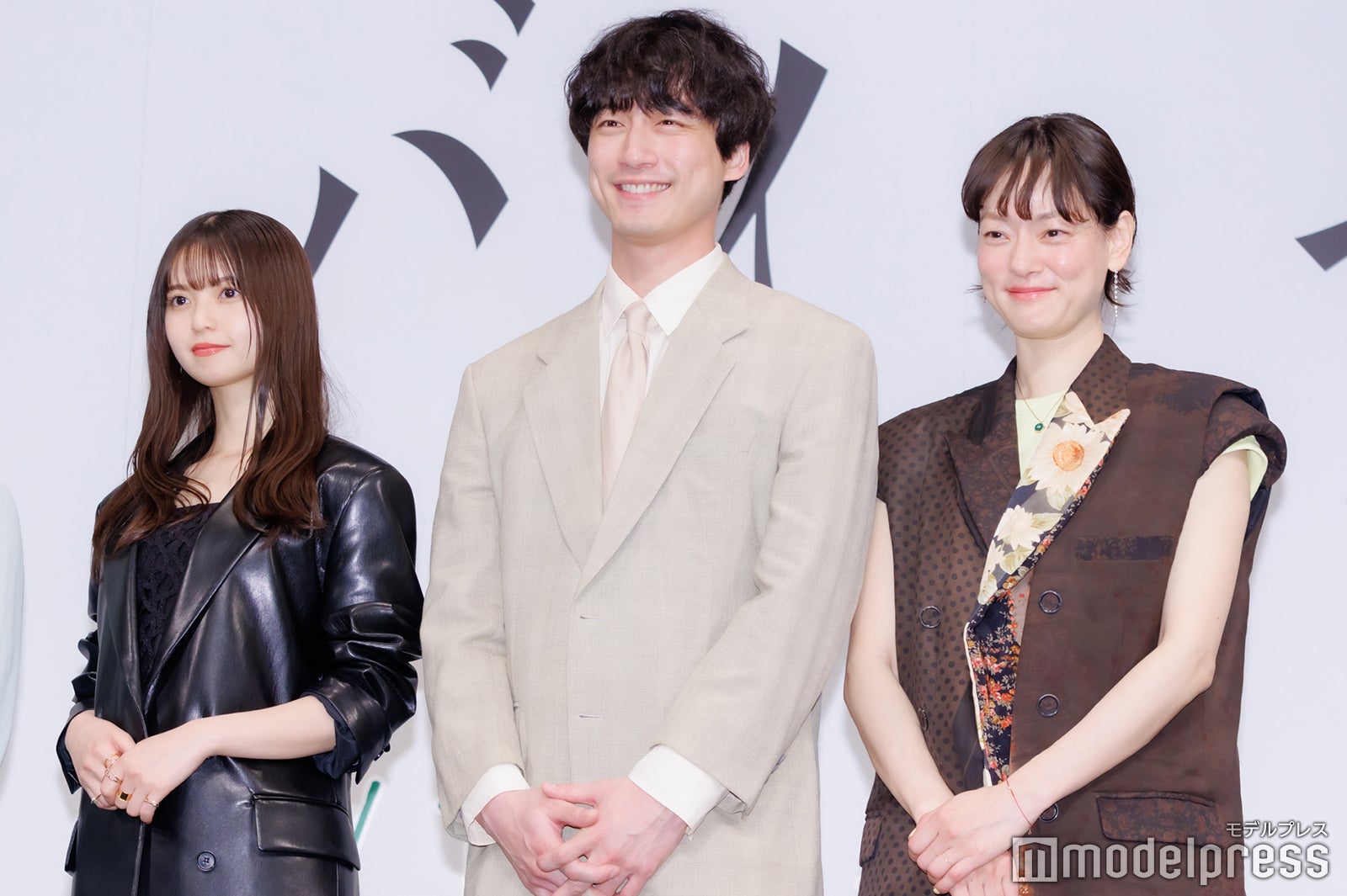 齋藤飛鳥、坂口健太郎、市川実日子 （C）モデルプレス