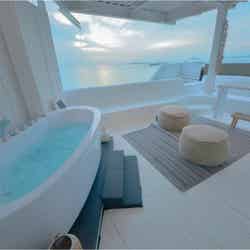 1階テラスのジャグジーから海が見える仕様に/画像提供:Link to Reality