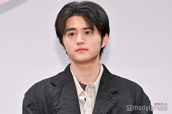 鈴鹿央士(C)モデルプレス