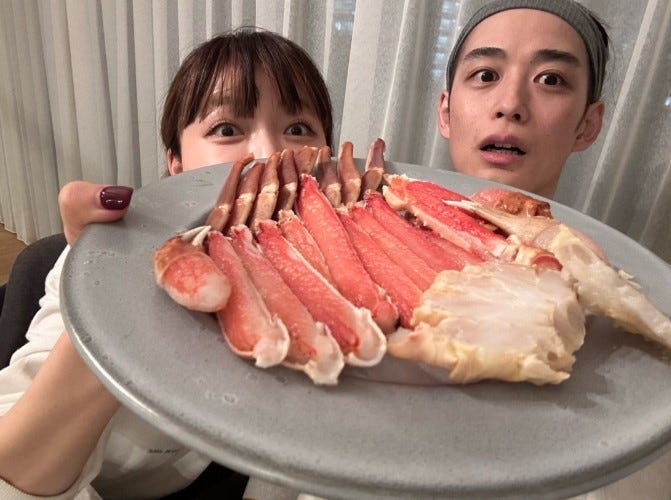 桃 オフィシャルブログより