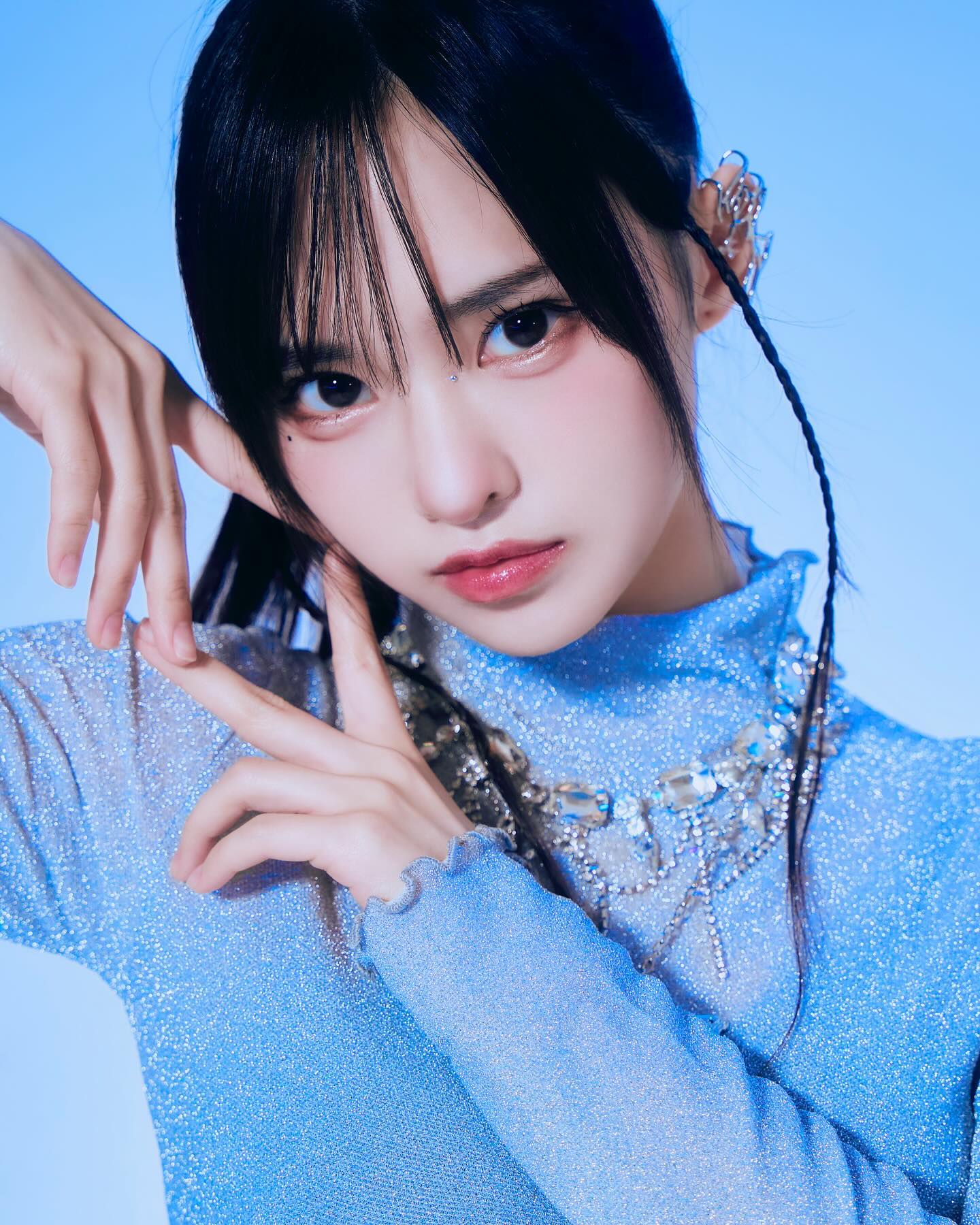 “AI画像疑惑”で話題・2児のシングルマザー藤咲凪、小5で母・祖母を亡くしていた「2人とも同じ年に」壮絶過去・トラウマ告白