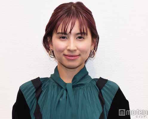 ラブリ、母親の水着ショット公開「遺伝子強い」「スタイル抜群」と絶賛の声