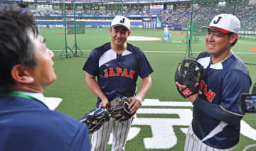 侍ジャパン決起集会 「最年長ゴチ」支払った35人焼肉代金→リンゴの「絶対いってる」予想額に番組騒然 橋下徹氏や古坂大魔王がビックリ声あげるも