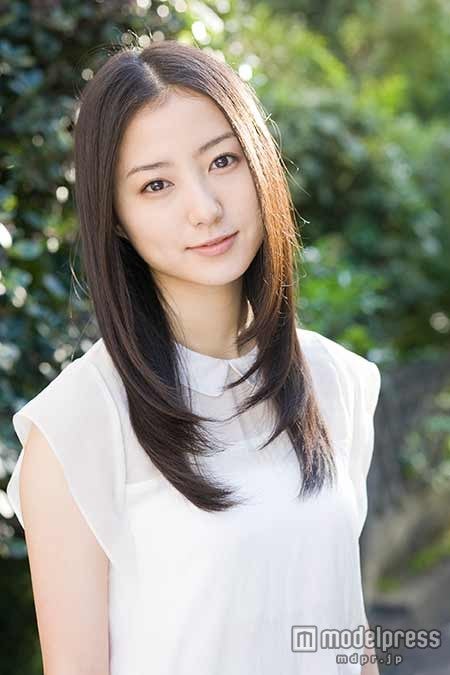 高田里穂