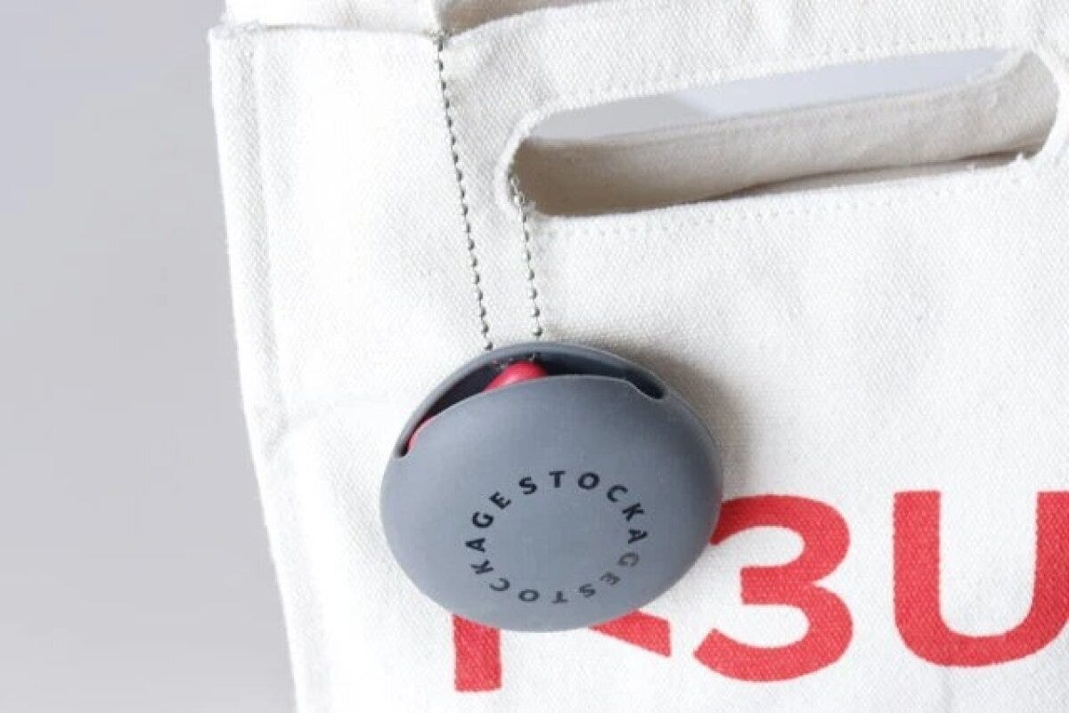 ダイソー　シリコンソフトケース