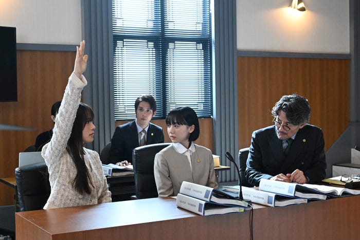 渋谷凪咲、芦田愛菜、山口馬木也「南田南弁護士は天才肌」第2話(C)カンテレ・フジテレビ