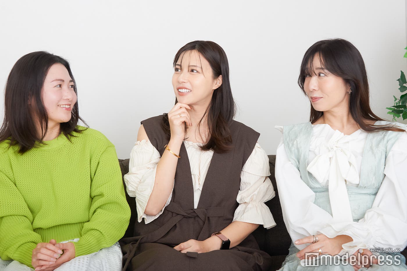 (C)モデルプレス