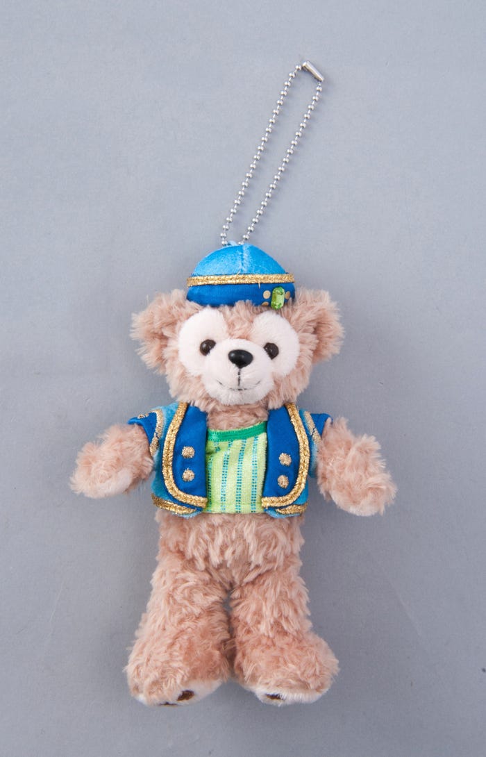 ぬいぐるみバッジ1900円(C)Disney