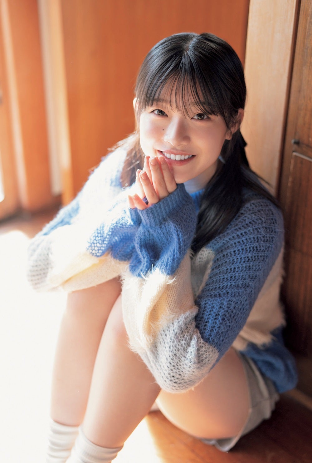 小越春花／「B.L.T.」特典ポストカード（提供写真）