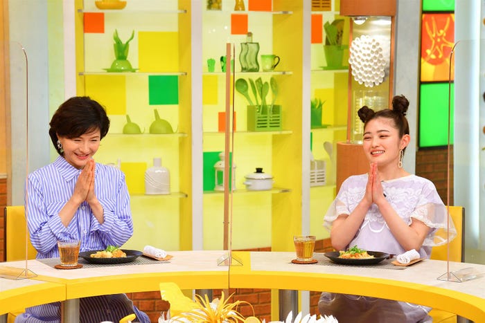 水野真紀、井上咲楽(C)MBS