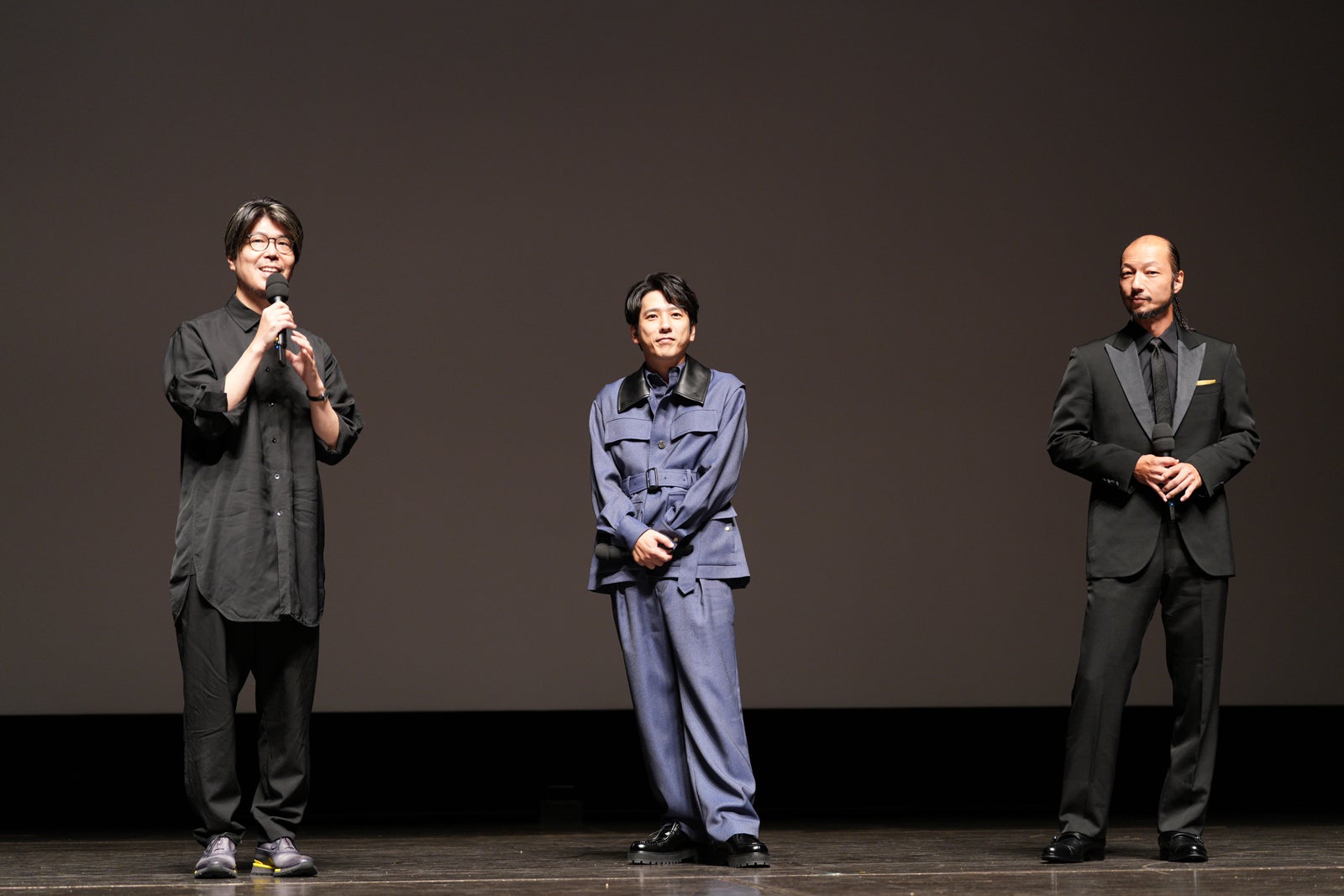 川村元気監督、二宮和也、河内大和（C）2025 映画「8番出口」製作委員会