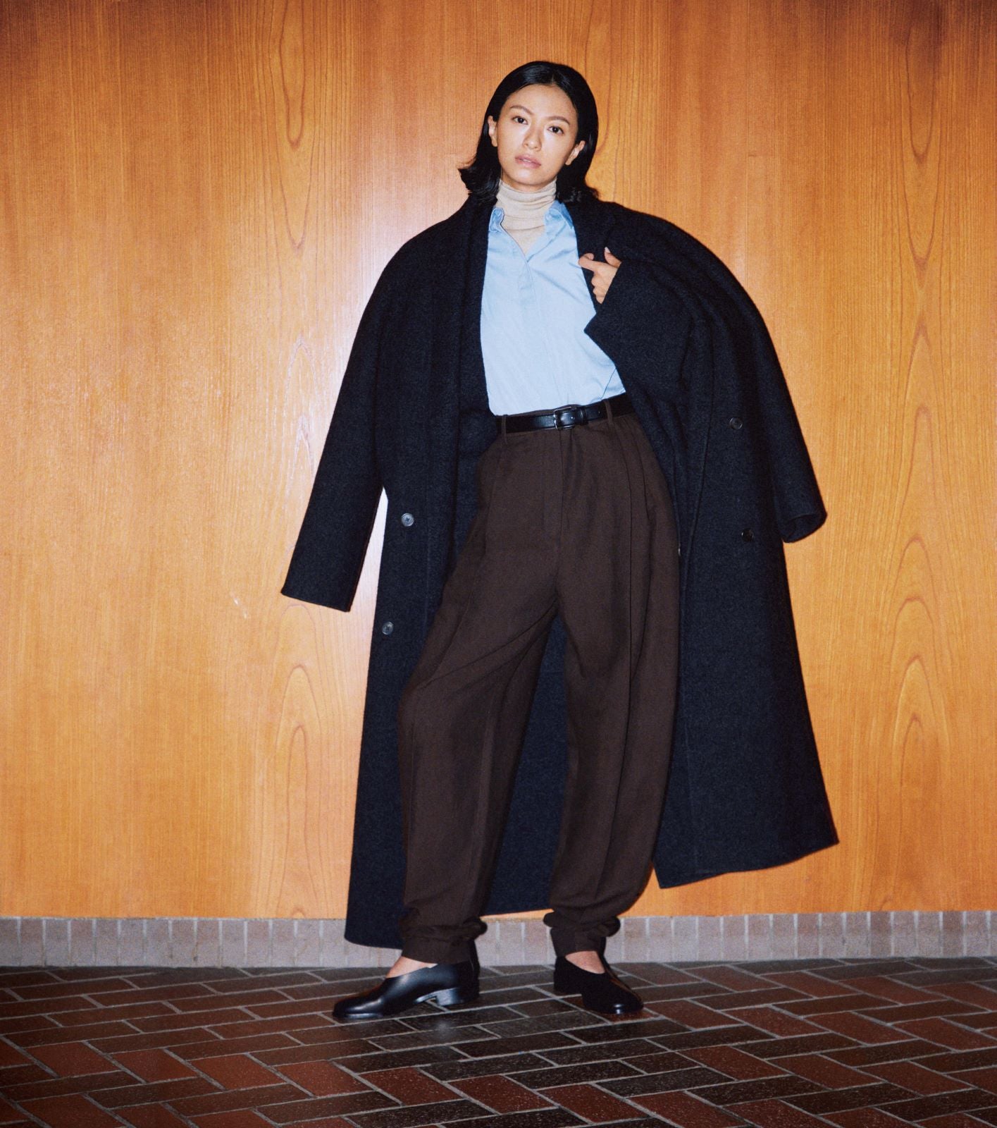 榮倉奈々「オトナミューズ」初登場 約1年半ぶりファッション誌で抜群スタイル活かす