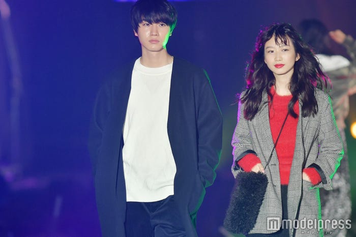 桜田通、岡本夏美 (C)モデルプレス